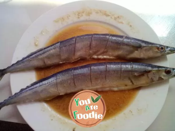 Grilled saury