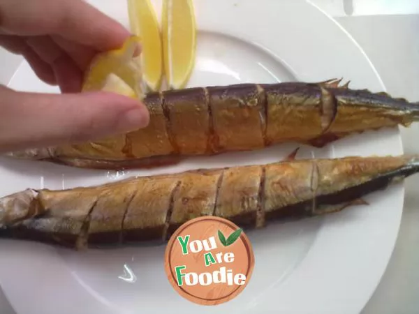 Grilled saury