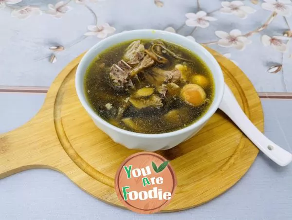 Mushroom-stewed-chicken-soup