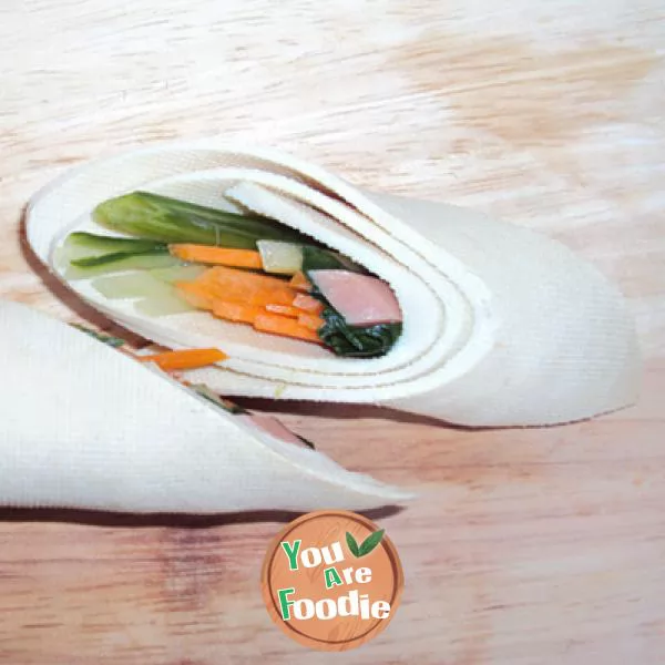Tofu skin vegetable roll
