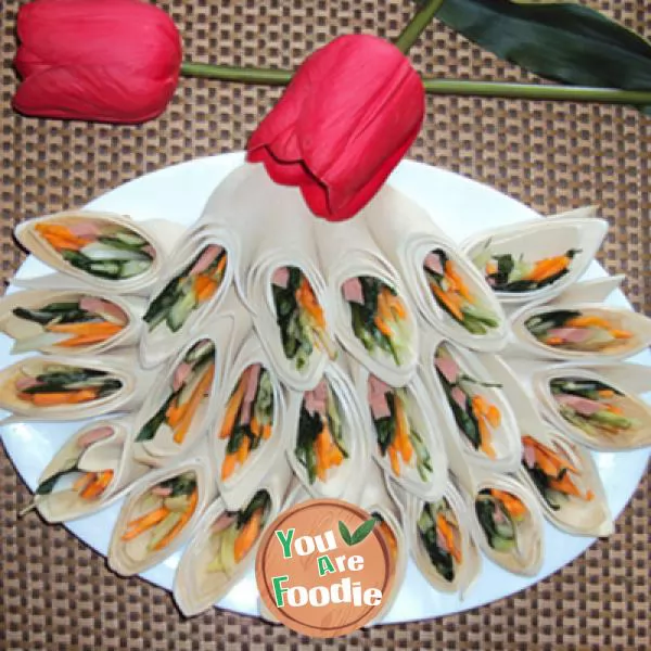 Tofu skin vegetable roll