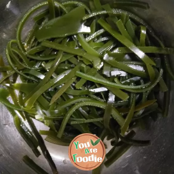 Seaweed salad