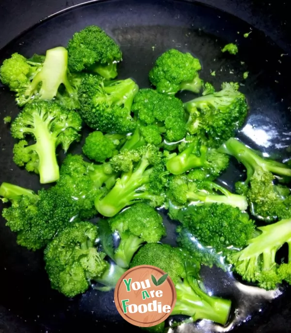 Fried shrimps with Broccoli