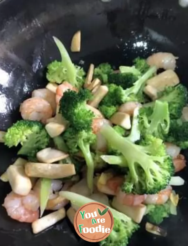 Fried shrimps with Broccoli