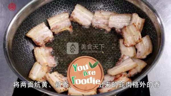 Hunan famous dish [braised snake with green pepper] with: snake killing method. Don't be timid