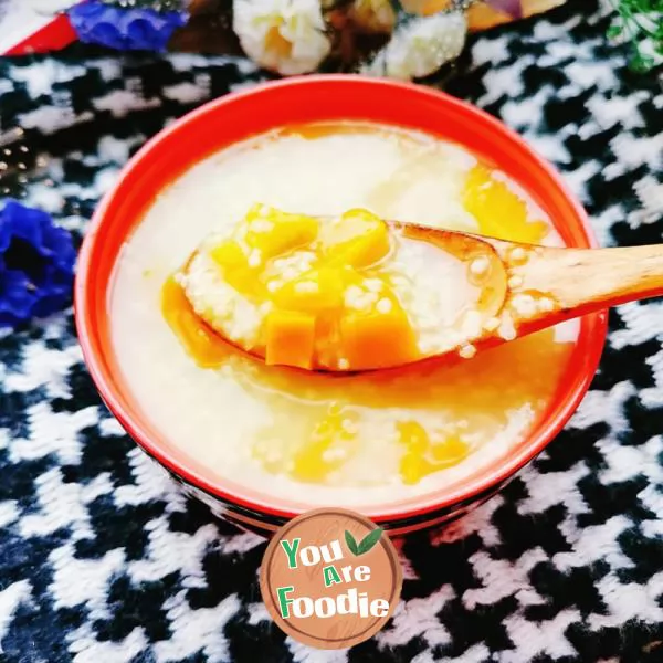 Pumpkin millet porridge