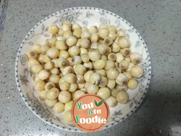 Fried Lotus Seeds