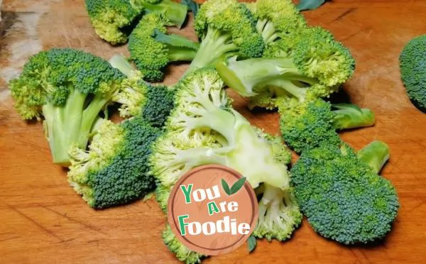 Cold Mixed Broccoli