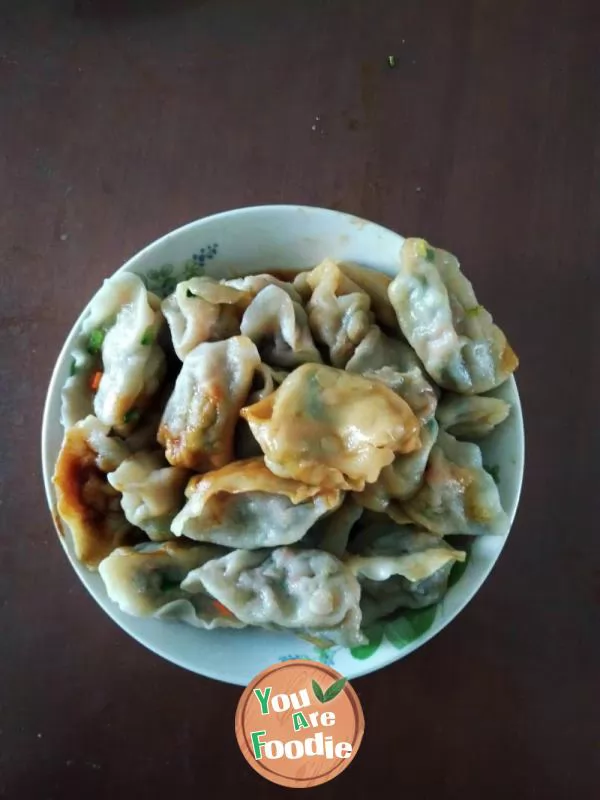 Cucumber-and-vegetable-dumplings