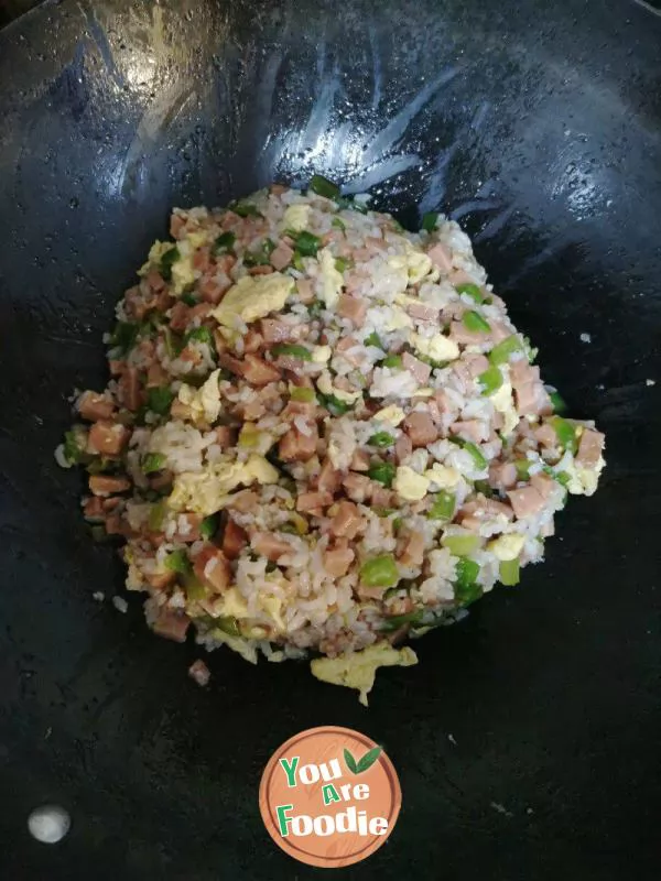 Stir-Fried Rice with Meat and Vegetables