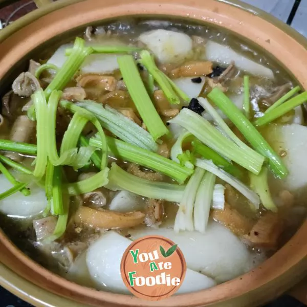 Stewed beef tripe with radish