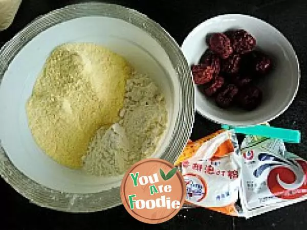 Gluttonous snack --- steamed corn cake