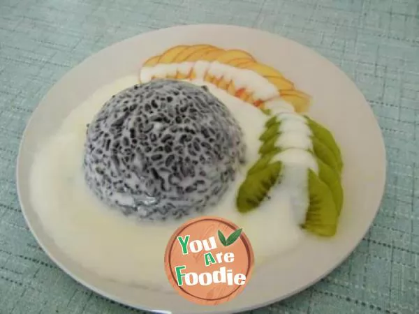 Yogurt-black-rice-fruit-rice