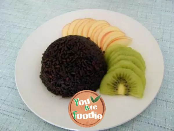 Yogurt black rice fruit rice