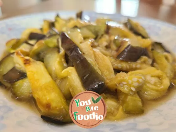 Cold stir fried purple eggplant