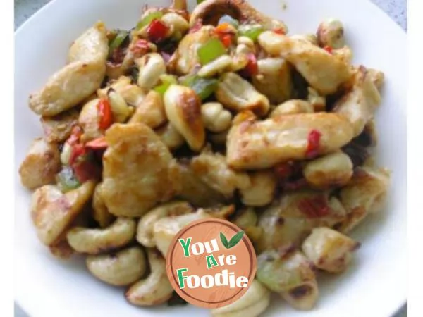 Diced chicken with cashew nuts