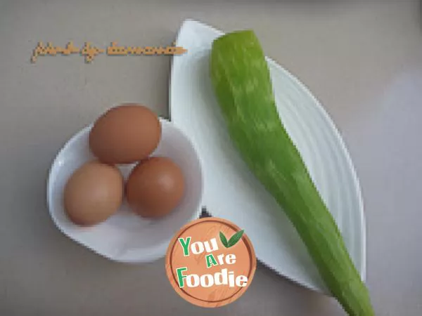 Fried egg with bamboo shoots