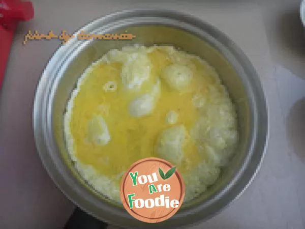 Fried egg with bamboo shoots