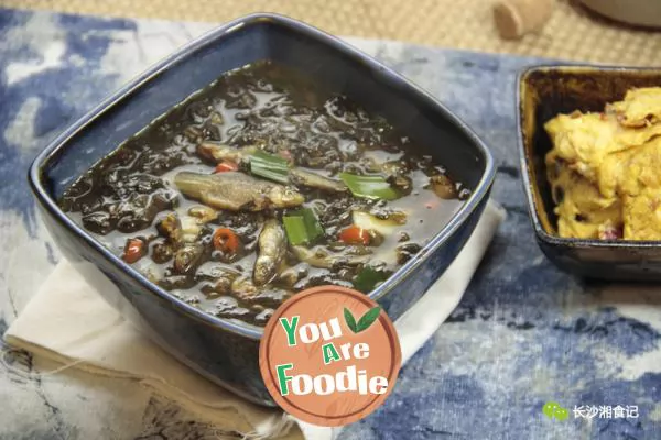 Boiled fish with sweet potato leaves