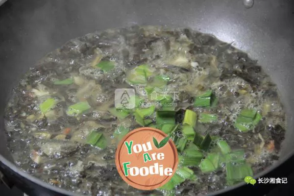 Boiled fish with sweet potato leaves