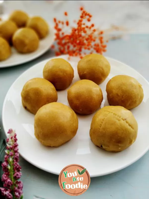 Bean-dumplings-with-sticky-corn-flour