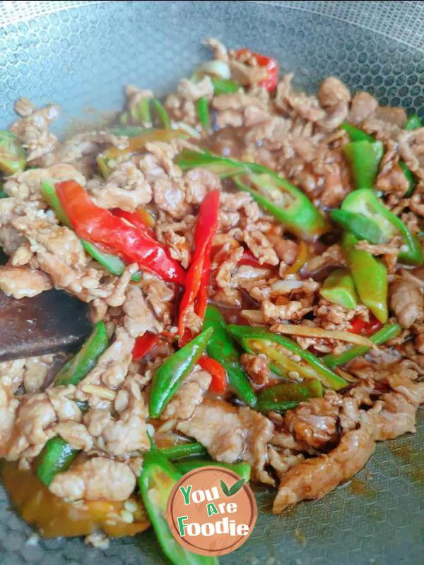 Fried beef with okra