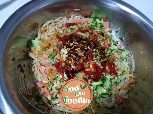 Noodles with tomato sauce