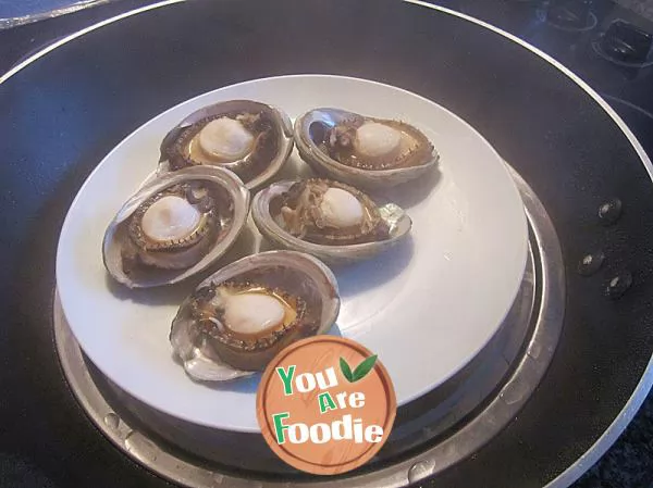 Steamed abalone 