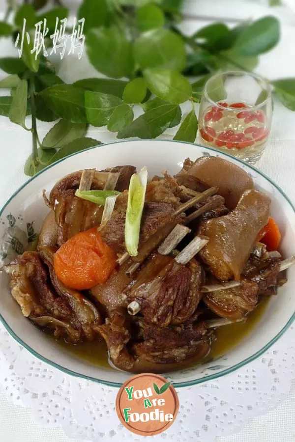 Stewed lamb chops with rock sugar