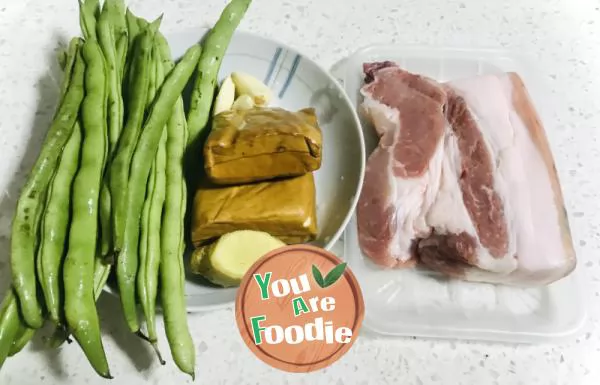 Stir fried pork with four seasons dried beans