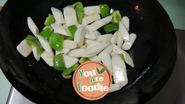 Sauteed Chinese Yam with Black Fungus