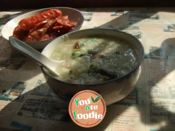 Congee with Minced Pork and Preserved Egg