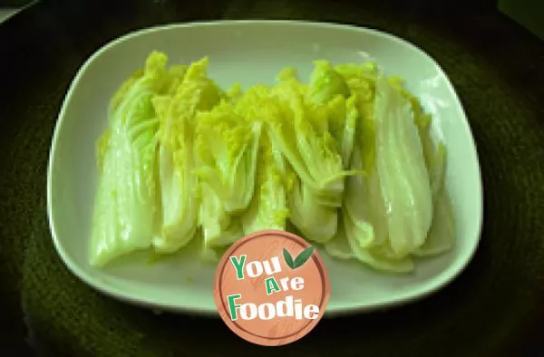 Baby cabbage in tomato sauce