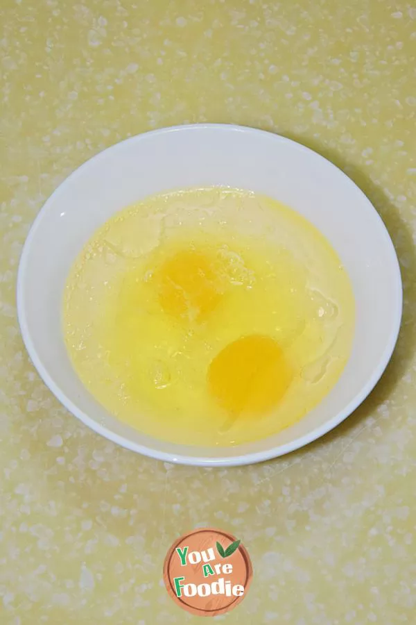 [steamed egg with minced fish and shrimp] - the most popular dish for children on the Spring Festival table