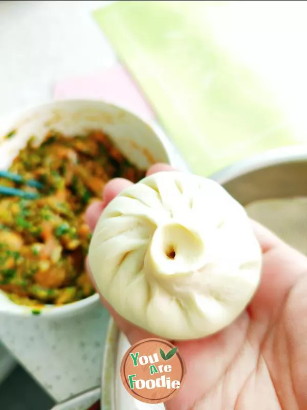 Stewed pork bun with soap