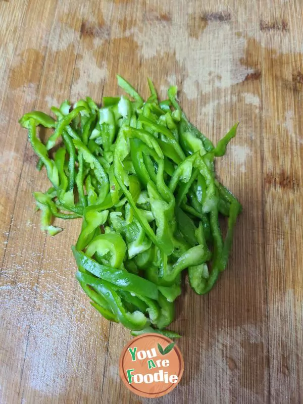 Stir fried Green Pepper with Shredded Eggplant