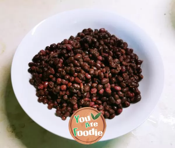 Steamed red bean cake
