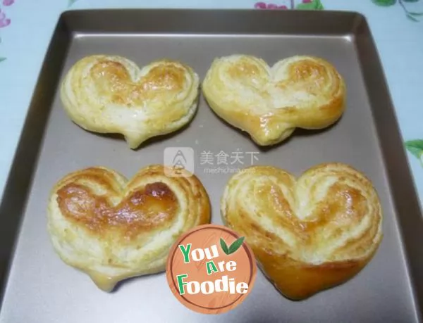 Heart shaped coconut bun