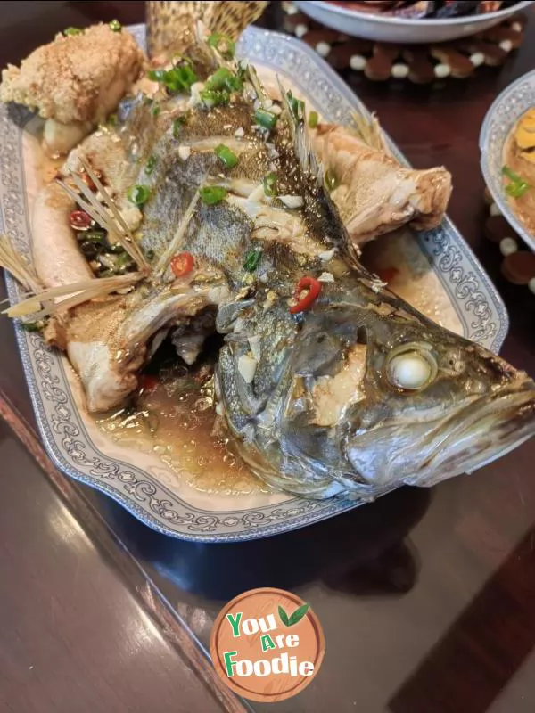 Steamed mandarin fish