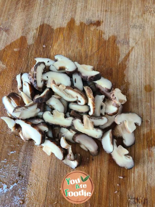 Fried Shredded Pork with Broccoli and Mushroom