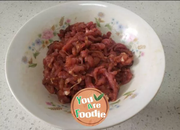 Fried Shredded Pork with Broccoli and Mushroom