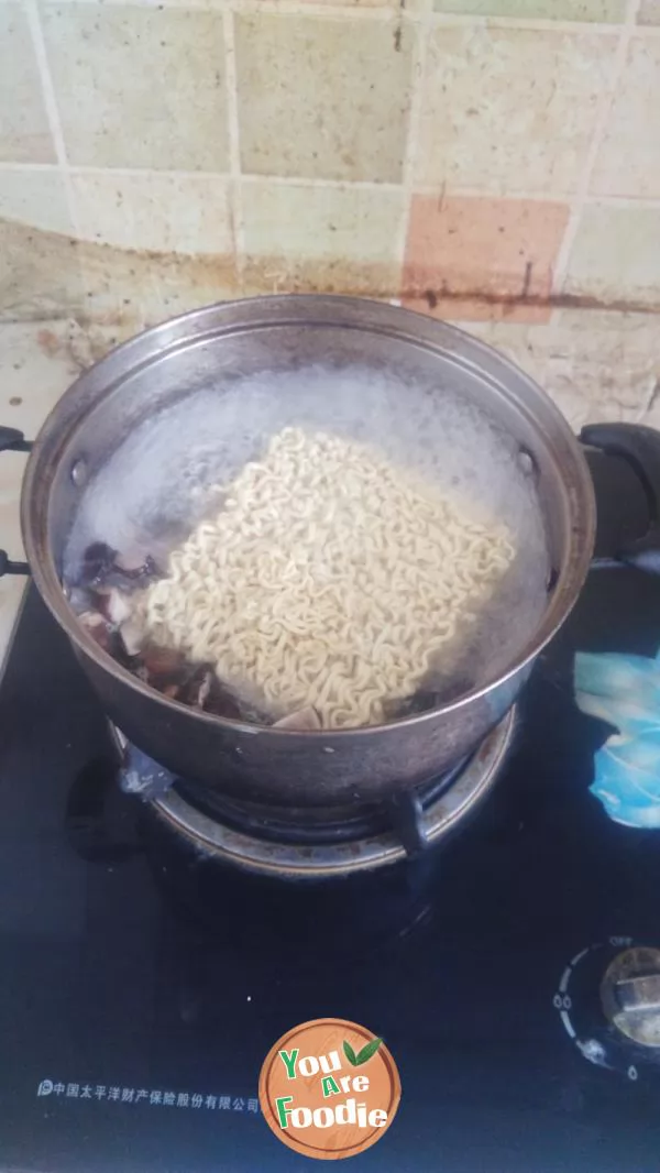 Tomato spaghetti instant version