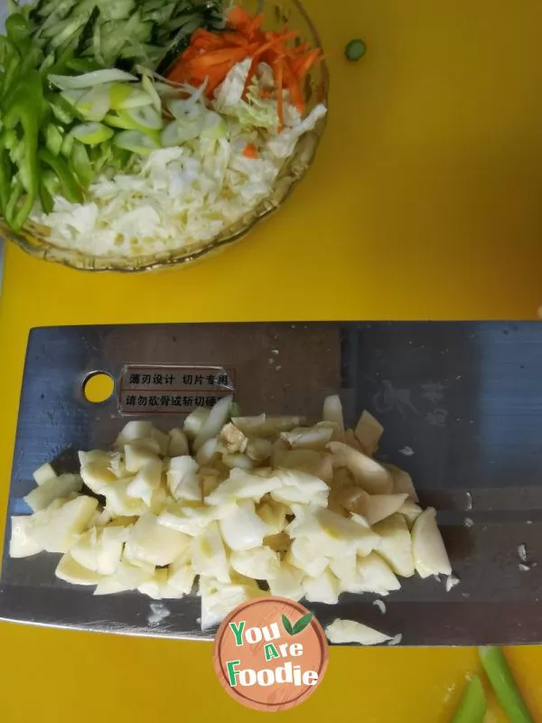 Mixed Vegetables and Tofu Skin in Cold Sauce