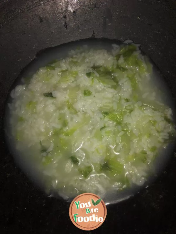 Congee with millet and vegetables