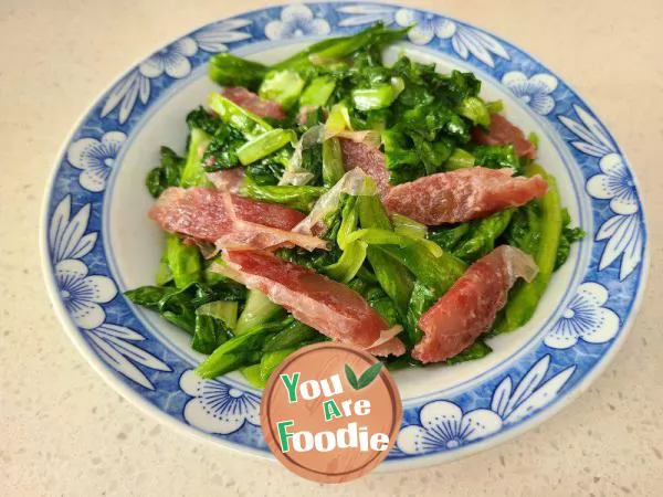 Stir fried Cantonese sausage with lettuce