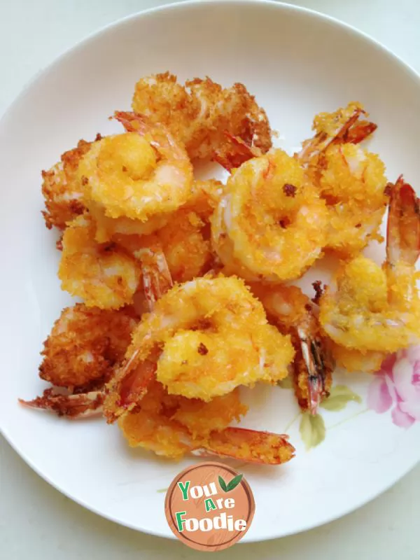 Braised shrimps with pineapple