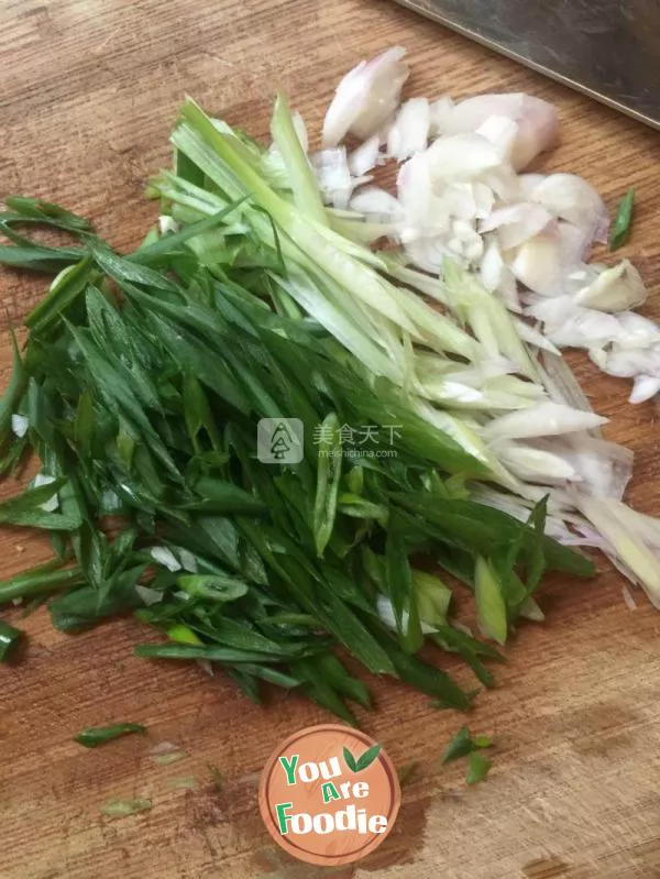 Sauteed Shredded Pork in Sweet Bean Sauce