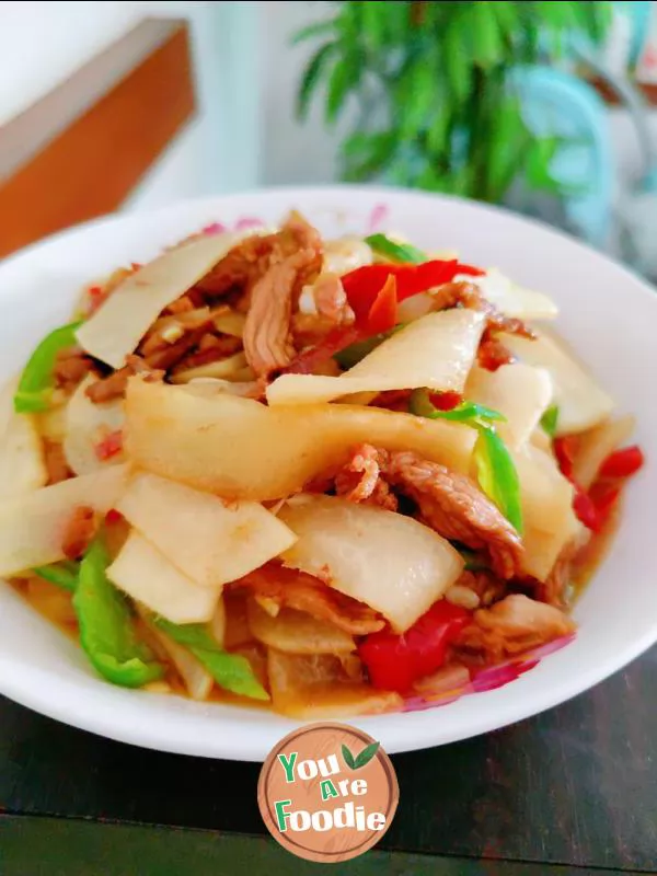 Fried pork slices with sweet potato