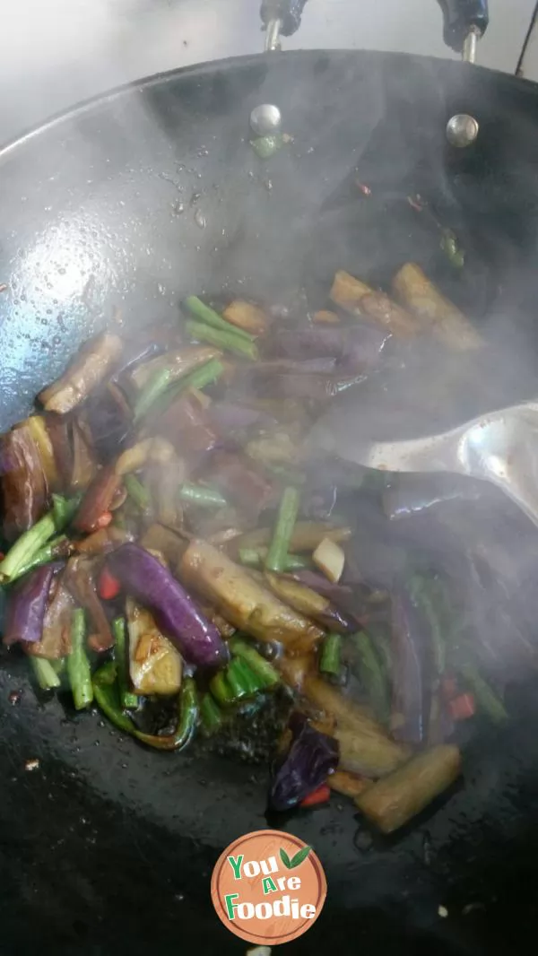 Fried eggplant with beans