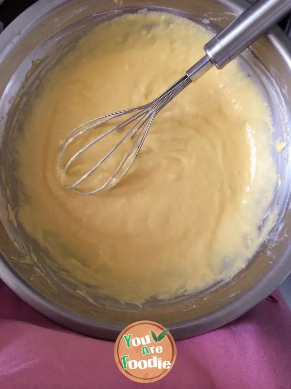 Strawberry cake (rice cooker version)